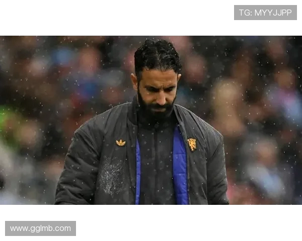 曼联前助教不解夏窗为何未引进大马丁称其深谙英超环境 曼联前助教不解夏窗为何未引进大马丁称其深谙英超环境