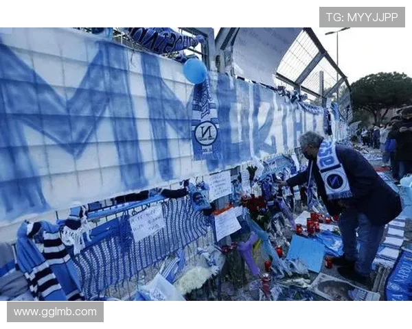 卡列洪兄弟姐姐不幸离世马贝拉与那不勒斯俱乐部发文悼念 卡列洪兄弟姐姐不幸离世马贝拉与那不勒斯俱乐部发文悼念