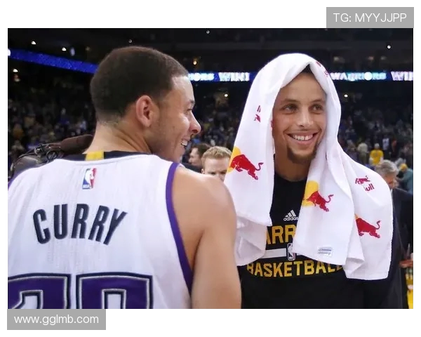 原创库里兄弟同队！勇士将重新签约塞斯-库里至赛季结束 此前曾裁掉他